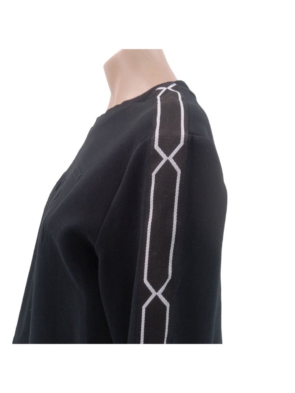 Hunter Target Womens Black Spell Out Cropped Sweatshirt Size M 3D Pullover - Picture 5 of 10